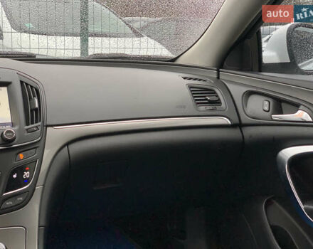 Белый Опель Инсигния, объемом двигателя 2 л и пробегом 179 тыс. км за 9399 $, фото 54 на Automoto.ua