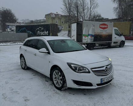 Белый Опель Инсигния, объемом двигателя 1.96 л и пробегом 192 тыс. км за 8999 $, фото 11 на Automoto.ua