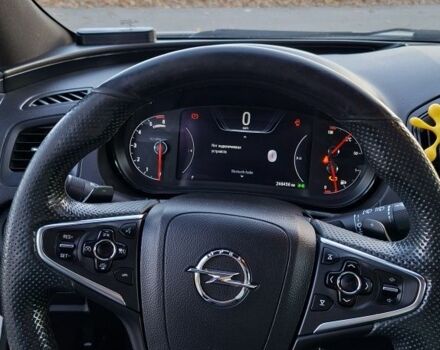 Белый Опель Инсигния, объемом двигателя 2 л и пробегом 260 тыс. км за 13200 $, фото 4 на Automoto.ua