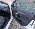Белый Опель Инсигния, объемом двигателя 2 л и пробегом 280 тыс. км за 8450 $, фото 36 на Automoto.ua