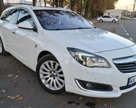 Белый Опель Инсигния, объемом двигателя 2 л и пробегом 260 тыс. км за 13200 $, фото 1 на Automoto.ua