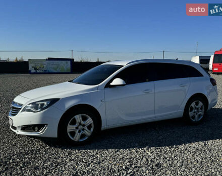 Білий Опель Інсігнія, об'ємом двигуна 1.96 л та пробігом 278 тис. км за 10000 $, фото 18 на Automoto.ua