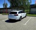 Белый Опель Инсигния, объемом двигателя 2 л и пробегом 280 тыс. км за 10100 $, фото 5 на Automoto.ua