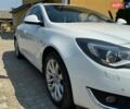 Білий Опель Інсігнія, об'ємом двигуна 1.96 л та пробігом 232 тис. км за 12100 $, фото 11 на Automoto.ua