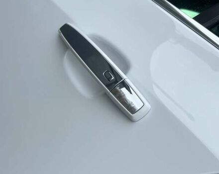 Білий Опель Інсігнія, об'ємом двигуна 2 л та пробігом 191 тис. км за 8200 $, фото 20 на Automoto.ua