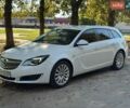 Белый Опель Инсигния, объемом двигателя 1.96 л и пробегом 282 тыс. км за 8100 $, фото 1 на Automoto.ua