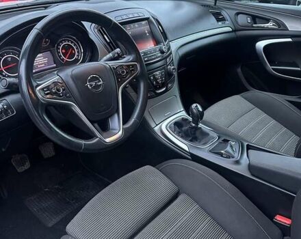 Белый Опель Инсигния, объемом двигателя 2 л и пробегом 288 тыс. км за 8800 $, фото 10 на Automoto.ua