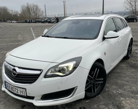 Білий Опель Інсігнія, об'ємом двигуна 1.96 л та пробігом 298 тис. км за 10800 $, фото 1 на Automoto.ua