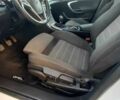 Белый Опель Инсигния, объемом двигателя 2 л и пробегом 220 тыс. км за 8600 $, фото 2 на Automoto.ua