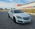 Белый Опель Инсигния, объемом двигателя 2 л и пробегом 330 тыс. км за 7300 $, фото 1 на Automoto.ua