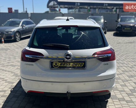 Білий Опель Інсігнія, об'ємом двигуна 2 л та пробігом 334 тис. км за 9150 $, фото 2 на Automoto.ua