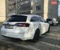 Белый Опель Инсигния, объемом двигателя 1.96 л и пробегом 214 тыс. км за 9850 $, фото 1 на Automoto.ua