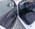 Белый Опель Инсигния, объемом двигателя 2 л и пробегом 280 тыс. км за 8450 $, фото 35 на Automoto.ua