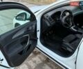 Белый Опель Инсигния, объемом двигателя 1.96 л и пробегом 320 тыс. км за 8500 $, фото 8 на Automoto.ua