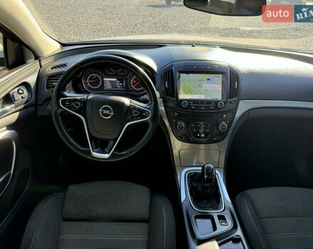 Білий Опель Інсігнія, об'ємом двигуна 1.96 л та пробігом 278 тис. км за 10000 $, фото 30 на Automoto.ua