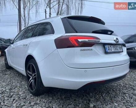 Белый Опель Инсигния, объемом двигателя 2 л и пробегом 288 тыс. км за 8800 $, фото 12 на Automoto.ua