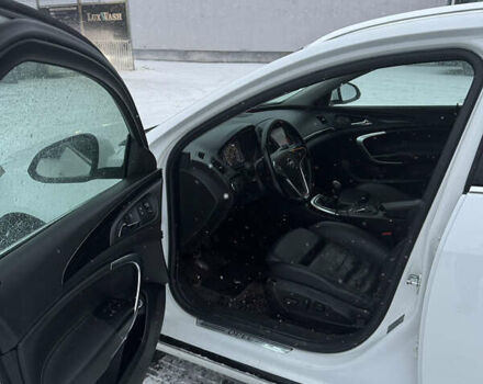 Белый Опель Инсигния, объемом двигателя 1.96 л и пробегом 192 тыс. км за 8999 $, фото 17 на Automoto.ua