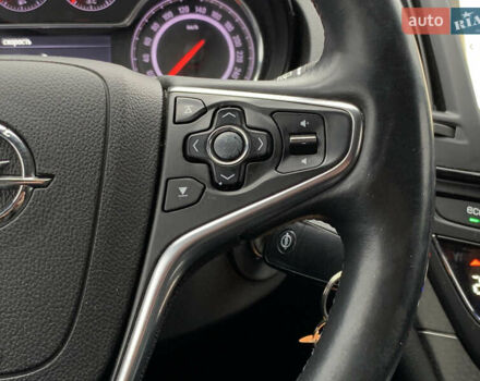 Белый Опель Инсигния, объемом двигателя 2 л и пробегом 179 тыс. км за 9399 $, фото 43 на Automoto.ua