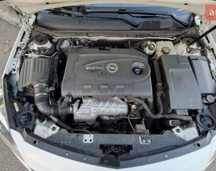 Белый Опель Инсигния, объемом двигателя 1.96 л и пробегом 246 тыс. км за 12800 $, фото 33 на Automoto.ua