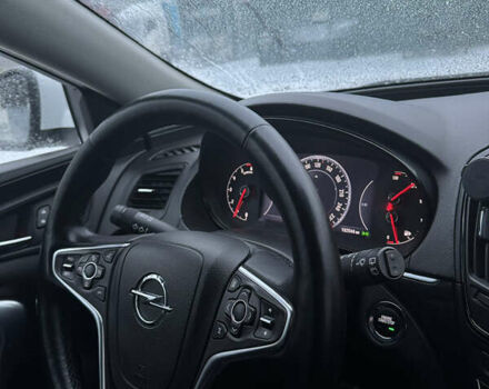 Белый Опель Инсигния, объемом двигателя 1.96 л и пробегом 192 тыс. км за 8999 $, фото 14 на Automoto.ua