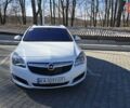 Белый Опель Инсигния, объемом двигателя 2 л и пробегом 280 тыс. км за 10100 $, фото 20 на Automoto.ua