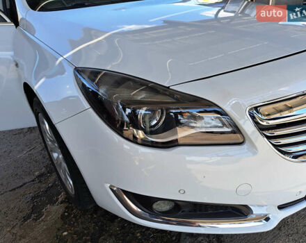 Белый Опель Инсигния, объемом двигателя 1.96 л и пробегом 204 тыс. км за 9700 $, фото 3 на Automoto.ua