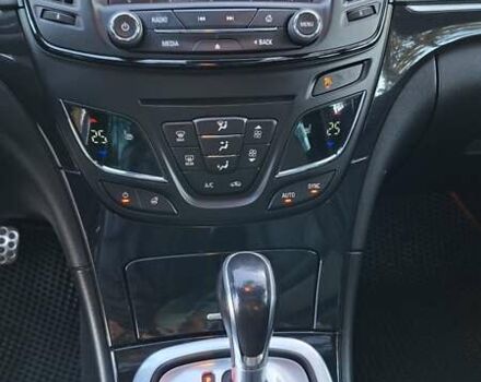 Белый Опель Инсигния, объемом двигателя 1.96 л и пробегом 246 тыс. км за 12800 $, фото 13 на Automoto.ua