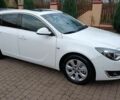 Белый Опель Инсигния, объемом двигателя 1.96 л и пробегом 340 тыс. км за 8900 $, фото 2 на Automoto.ua