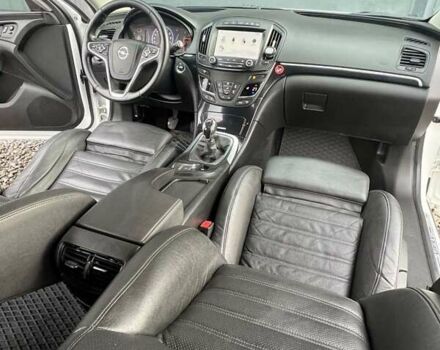 Білий Опель Інсігнія, об'ємом двигуна 2 л та пробігом 191 тис. км за 8200 $, фото 25 на Automoto.ua