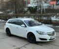 Белый Опель Инсигния, объемом двигателя 1.96 л и пробегом 320 тыс. км за 8500 $, фото 1 на Automoto.ua
