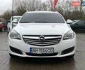 Белый Опель Инсигния, объемом двигателя 2 л и пробегом 179 тыс. км за 9399 $, фото 3 на Automoto.ua