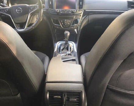 Білий Опель Інсігнія, об'ємом двигуна 2 л та пробігом 210 тис. км за 10800 $, фото 26 на Automoto.ua