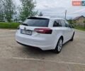 Белый Опель Инсигния, объемом двигателя 1.96 л и пробегом 280 тыс. км за 9299 $, фото 5 на Automoto.ua