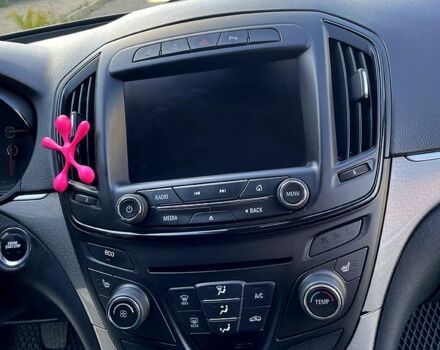 Белый Опель Инсигния, объемом двигателя 2 л и пробегом 246 тыс. км за 9100 $, фото 10 на Automoto.ua