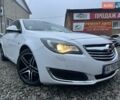 Белый Опель Инсигния, объемом двигателя 2 л и пробегом 288 тыс. км за 8800 $, фото 1 на Automoto.ua
