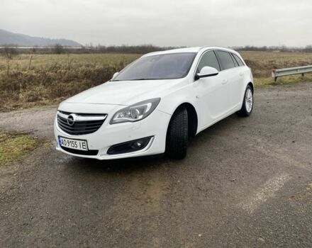 Белый Опель Инсигния, объемом двигателя 2 л и пробегом 320 тыс. км за 9349 $, фото 1 на Automoto.ua