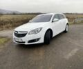 Белый Опель Инсигния, объемом двигателя 2 л и пробегом 320 тыс. км за 9349 $, фото 1 на Automoto.ua