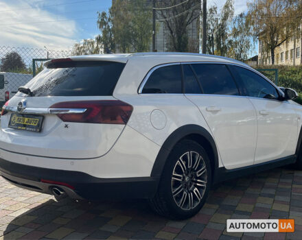 Белый Опель Инсигния, объемом двигателя 2 л и пробегом 194 тыс. км за 12500 $, фото 6 на Automoto.ua