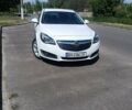 Белый Опель Инсигния, объемом двигателя 1.6 л и пробегом 170 тыс. км за 9900 $, фото 1 на Automoto.ua