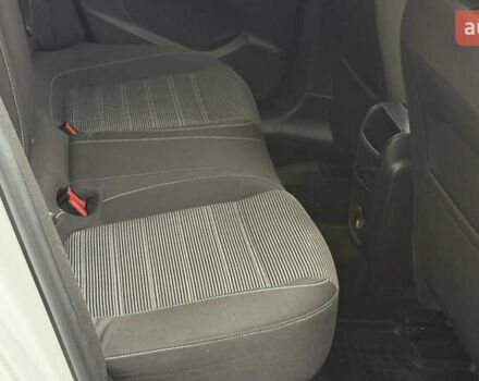 Белый Опель Инсигния, объемом двигателя 1.96 л и пробегом 241 тыс. км за 9800 $, фото 44 на Automoto.ua