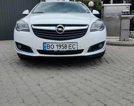 Белый Опель Инсигния, объемом двигателя 1.6 л и пробегом 234 тыс. км за 10000 $, фото 6 на Automoto.ua