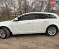 Белый Опель Инсигния, объемом двигателя 2 л и пробегом 224 тыс. км за 10600 $, фото 5 на Automoto.ua