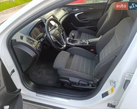 Белый Опель Инсигния, объемом двигателя 2 л и пробегом 248 тыс. км за 9650 $, фото 14 на Automoto.ua