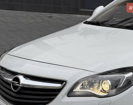 Белый Опель Инсигния, объемом двигателя 1.96 л и пробегом 241 тыс. км за 9800 $, фото 12 на Automoto.ua