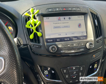 Белый Опель Инсигния, объемом двигателя 2 л и пробегом 194 тыс. км за 12500 $, фото 15 на Automoto.ua