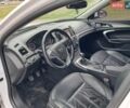 Білий Опель Інсігнія, об'ємом двигуна 1.96 л та пробігом 217 тис. км за 11000 $, фото 7 на Automoto.ua