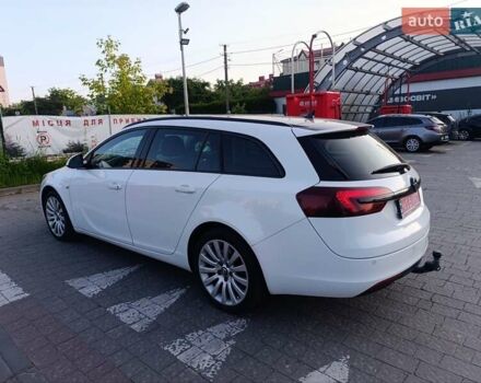 Белый Опель Инсигния, объемом двигателя 2 л и пробегом 248 тыс. км за 9650 $, фото 6 на Automoto.ua