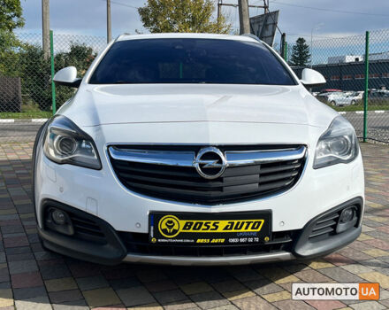 Белый Опель Инсигния, объемом двигателя 2 л и пробегом 194 тыс. км за 12500 $, фото 1 на Automoto.ua