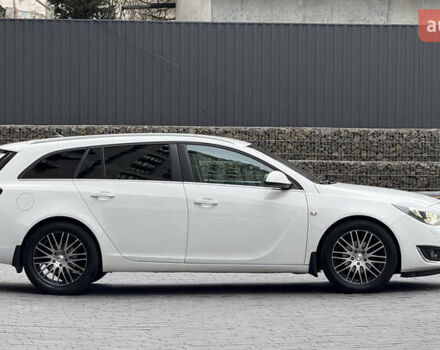 Белый Опель Инсигния, объемом двигателя 1.96 л и пробегом 241 тыс. км за 9800 $, фото 8 на Automoto.ua