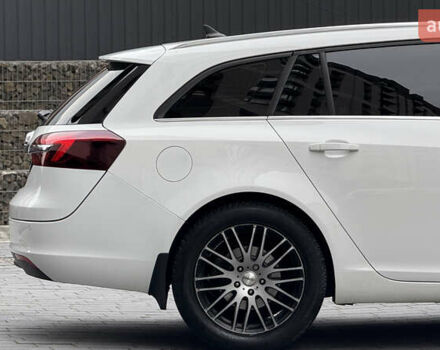 Белый Опель Инсигния, объемом двигателя 1.96 л и пробегом 241 тыс. км за 9800 $, фото 20 на Automoto.ua